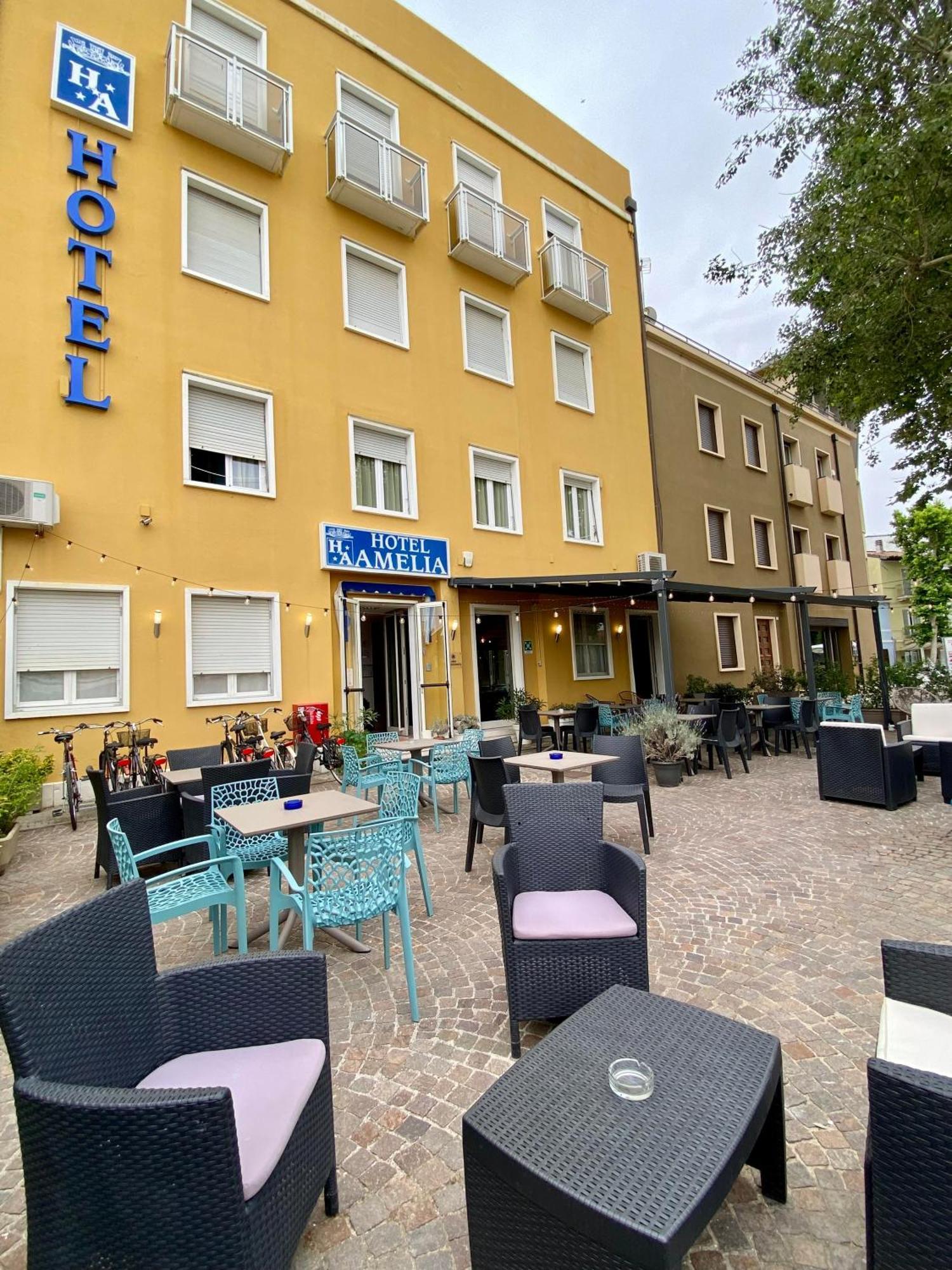 Amelia Hotel 3*