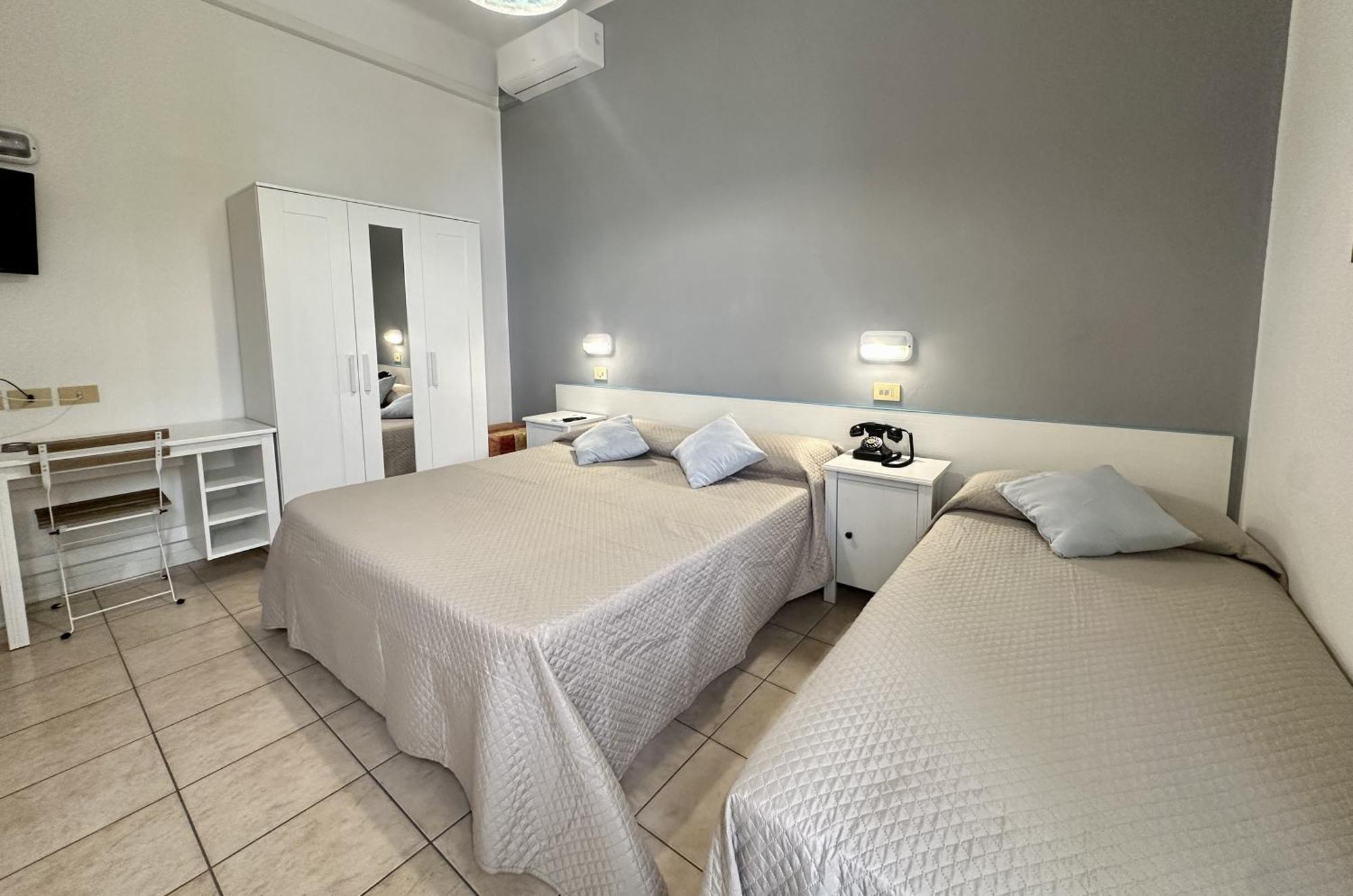 Hotel Amelia 3*