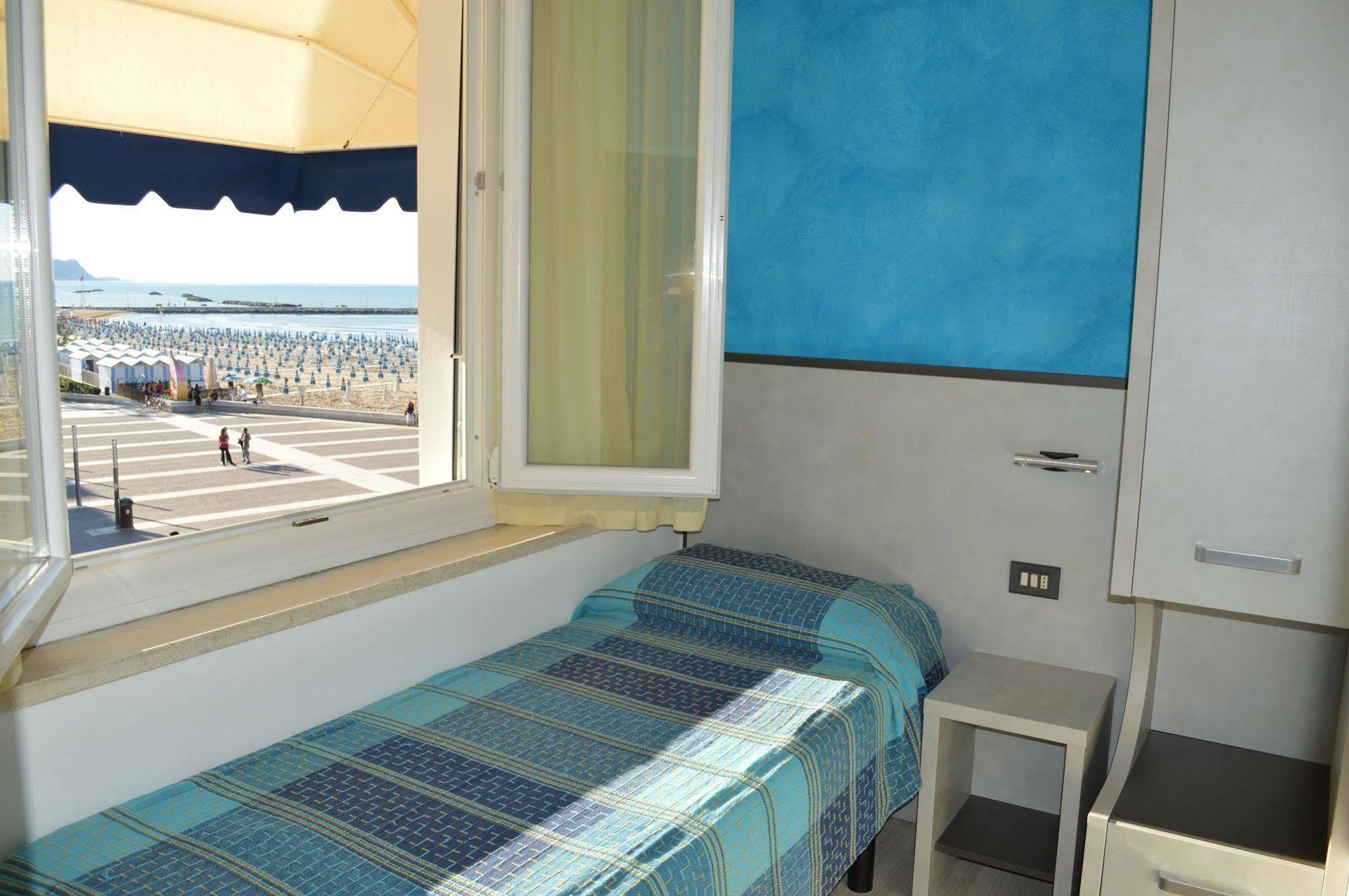 Hotel Amelia Fano